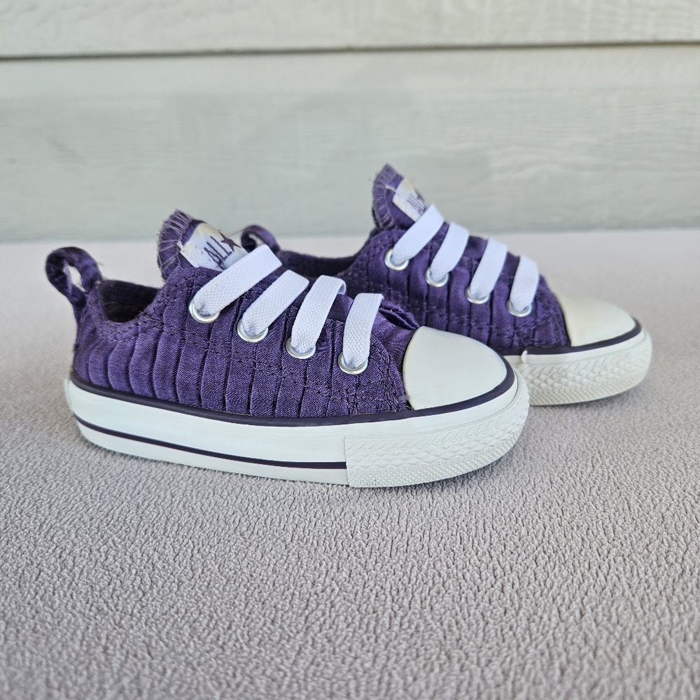 Converse CTAS Low Top Purple Satin Slip-On Sneaker Toddler SZ 5 Elastic